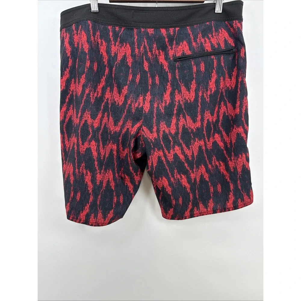 American Eagle Outfitters product pair